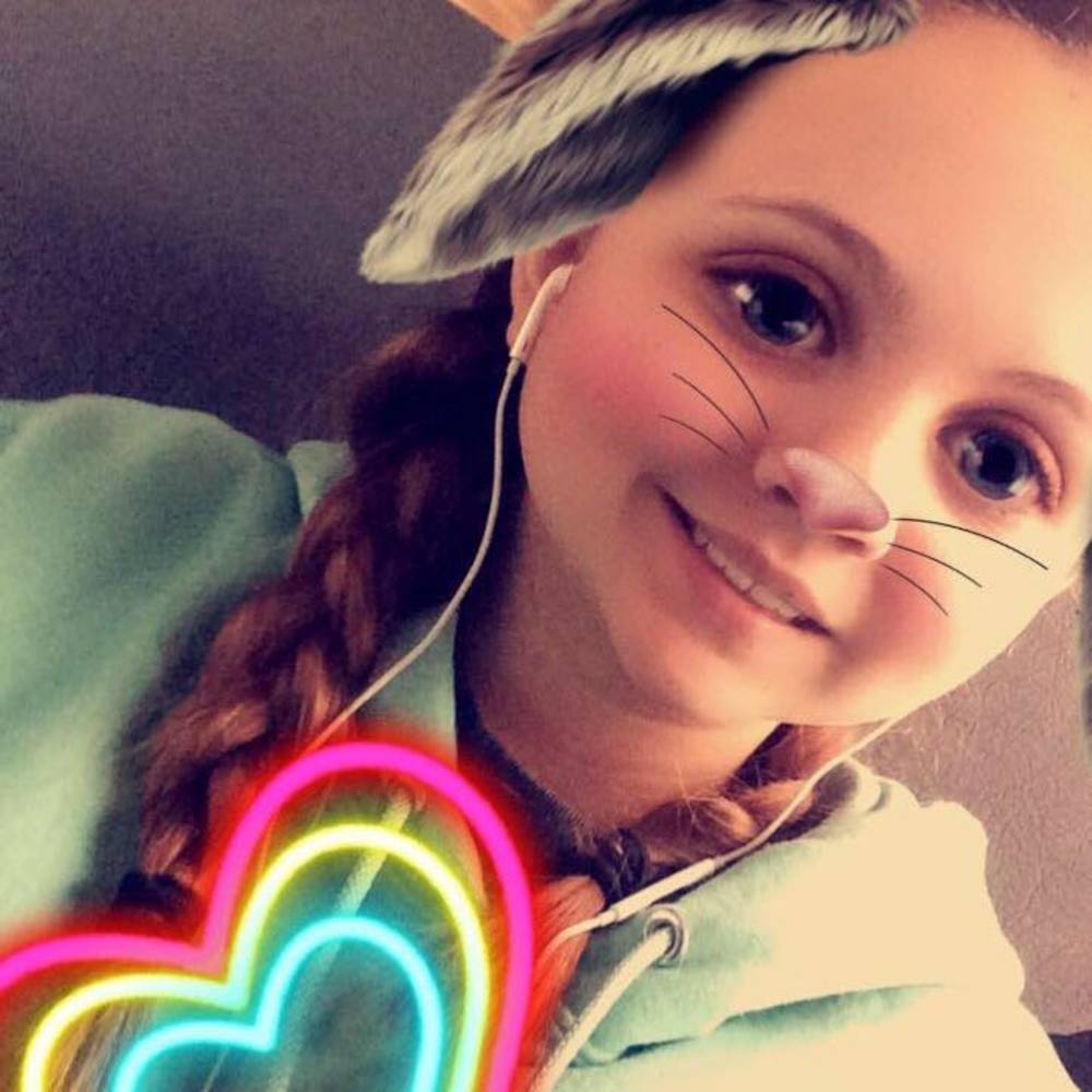 Meet your Posher, Jolee